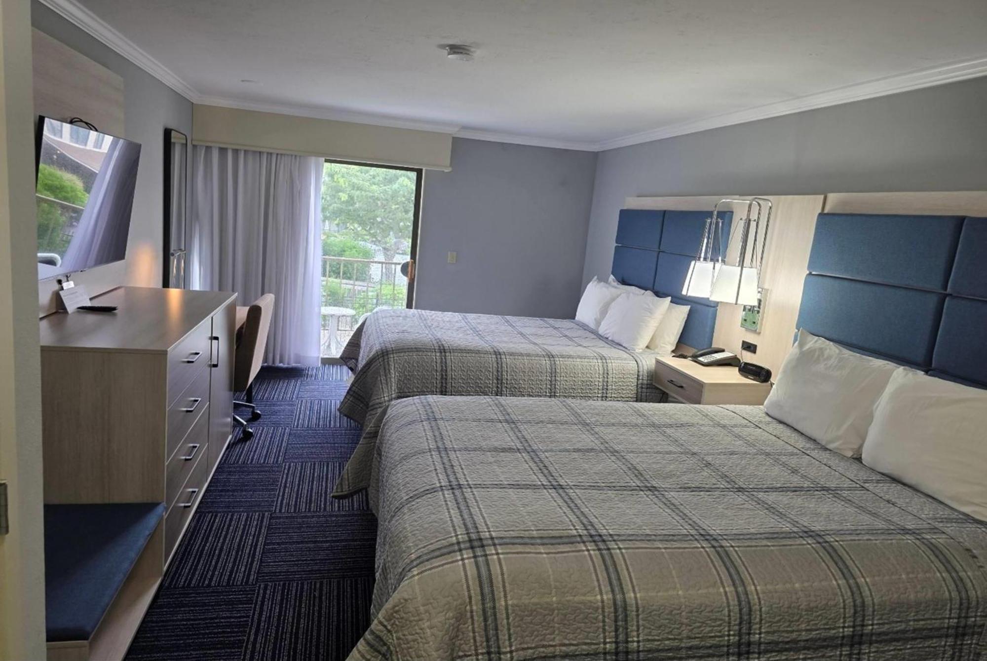 Hotel Seasons Resort, Trademark Collection By Wyndham 2*